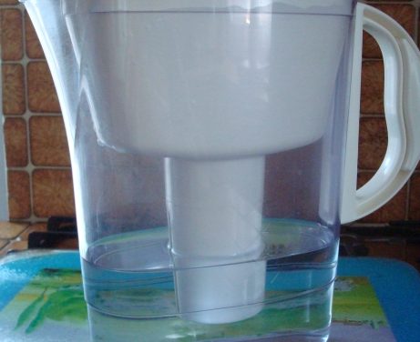 Carafes Filtrantes Décryptées: Le Guide Ultime pour une Eau Pure ou Miroir aux Alouettes ?