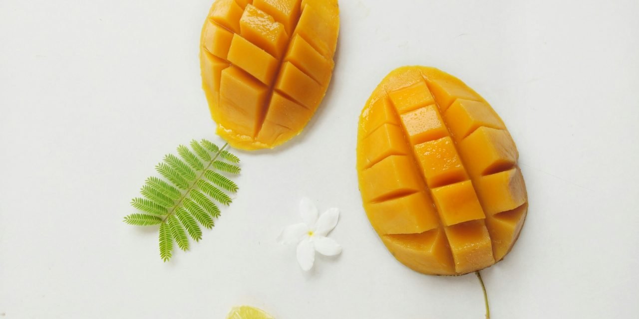 Originalité Végétale: &lsquo;Steaks&rsquo; de Chou-Fleur et Sauce Mangue-Gingembre au Thermomix