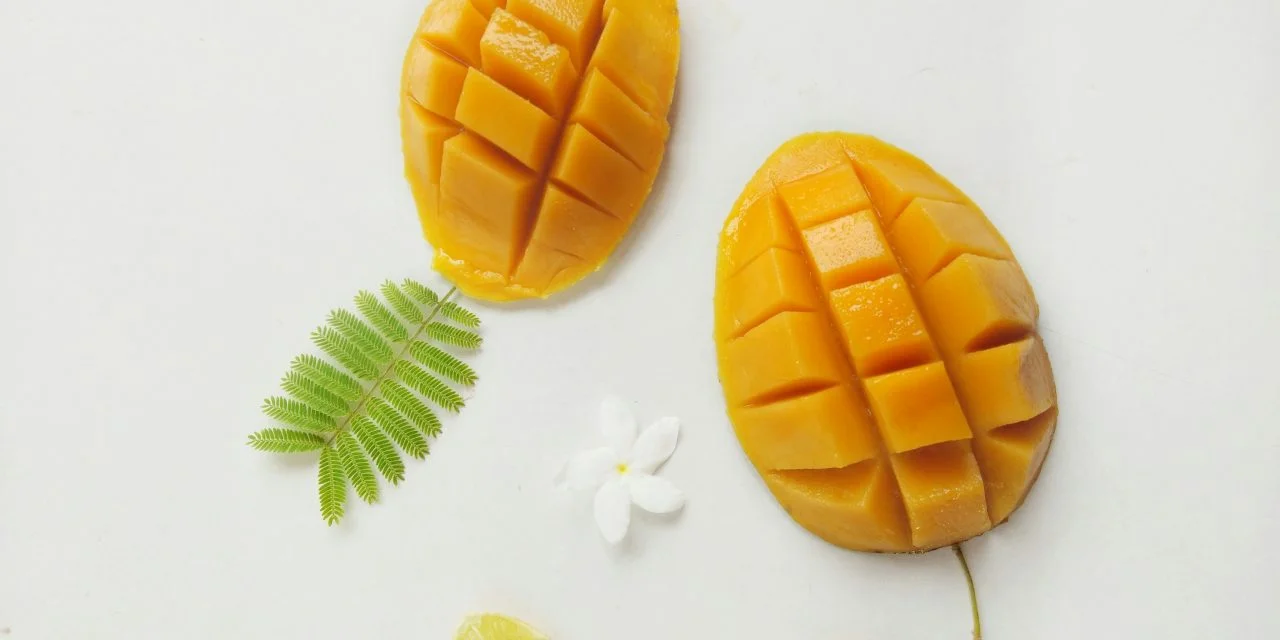 Originalité Végétale: &lsquo;Steaks&rsquo; de Chou-Fleur et Sauce Mangue-Gingembre au Thermomix