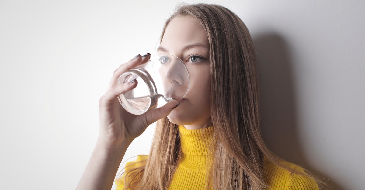 Risques des Bouteilles Plastiques: Protégeons nos Reins avec des Alternatives Saines
