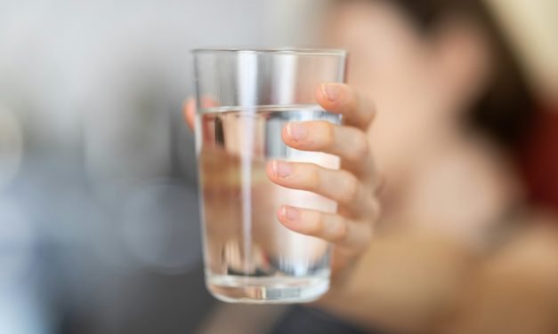 Zen et Aqua: L&rsquo;Art de vivre au rythme de l&rsquo;eau bienfaisante pour le corps.