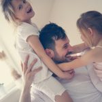 L&rsquo;Amour Parental: Guide Lumineux au Cœur du Quotidien Familial