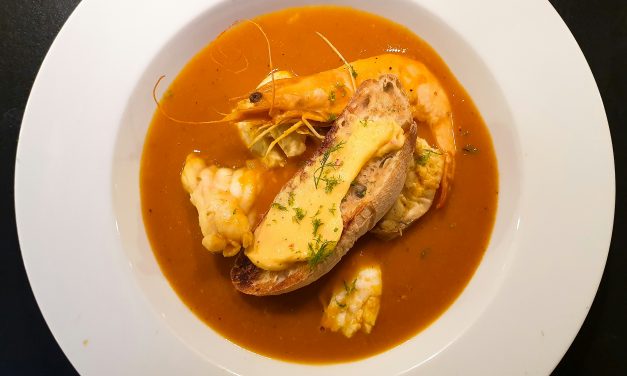 Bouillabaisse de Marseille Kangen : Pureté des Saveurs avec l&rsquo;Eau pH 8.5