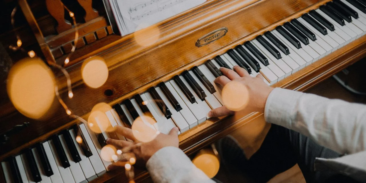 Piano Intuitif : Maîtrisez les Touches Sans Solfege et Brillez !