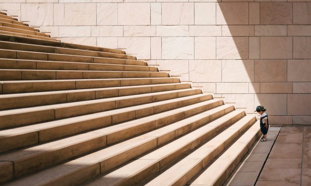 Viser Juste : Fixer des Objectifs Réalistes pour Thérapeutes Aspirants au Succès
