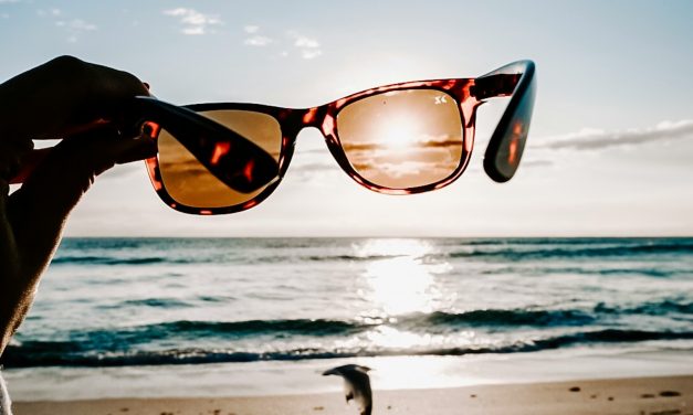 Vision Pure : Les Astuces Ultime pour des Verres de Lunettes Éclatant