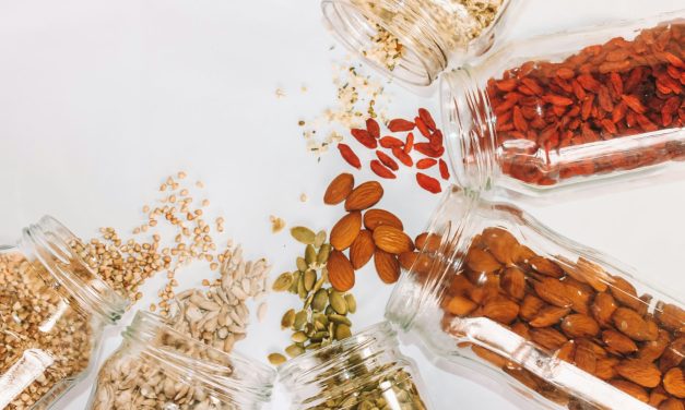 Superfoods et Équilibre Vital : La Clé d&rsquo;une Hygiène de Vie Rayonnante !
