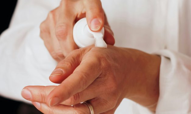 Éradiquez la Teigne : Astuces Simples pour Neutraliser les Spores